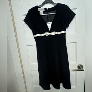 Evan Picone Black Dress with Cream Bow